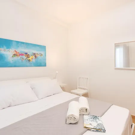 Summer Spritz Villa